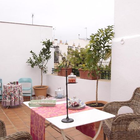 Apartamentos Plaza Pilatos Seville Exterior photo